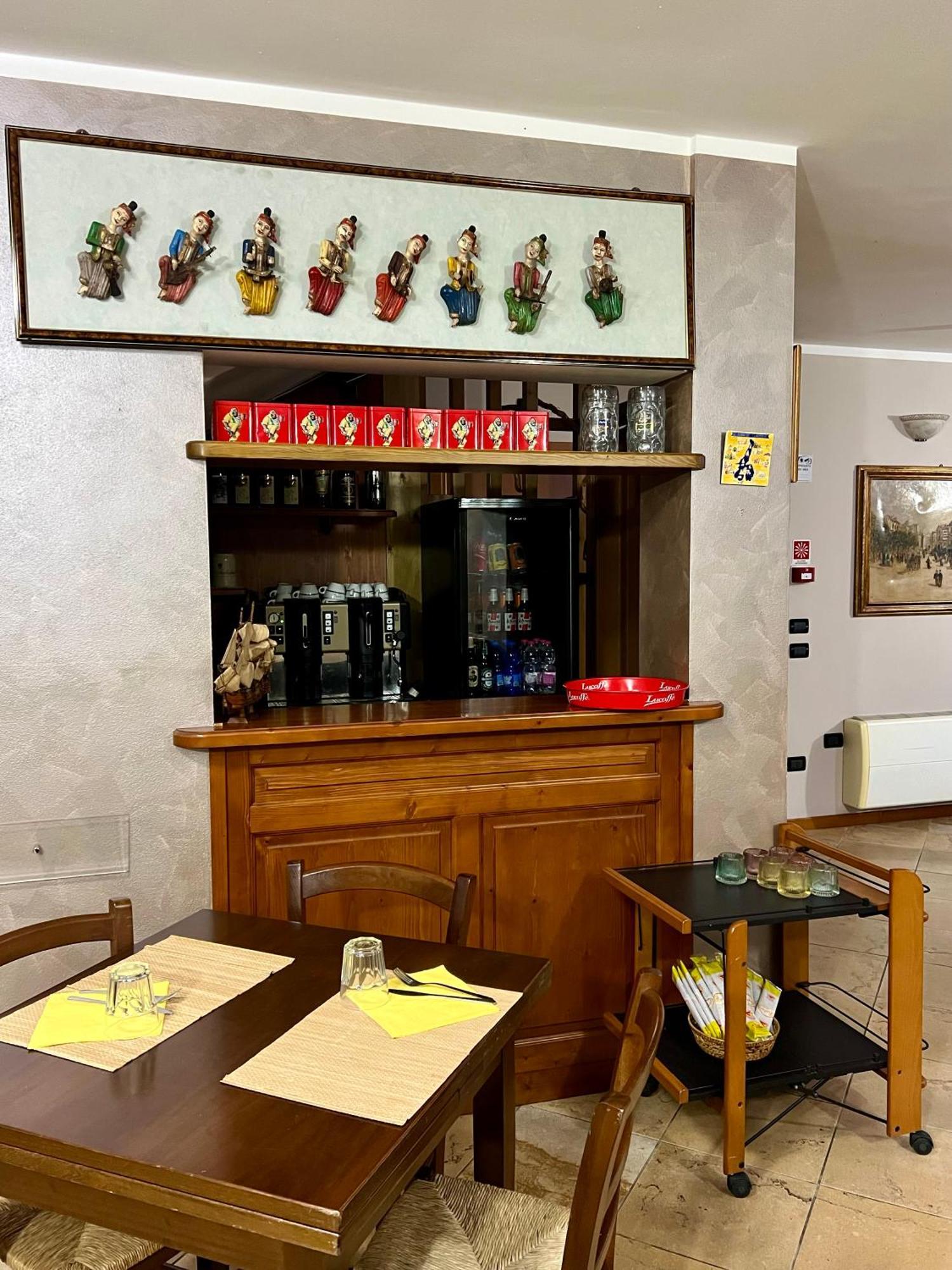 Albergo Quatro Pini Pozzolengo Zewnętrze zdjęcie